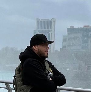 Meet your Posher, Andres